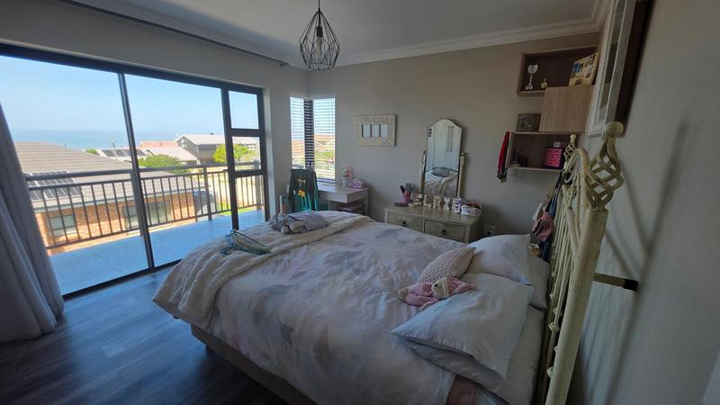 4 Bedroom Property for Sale in Reebok Western Cape